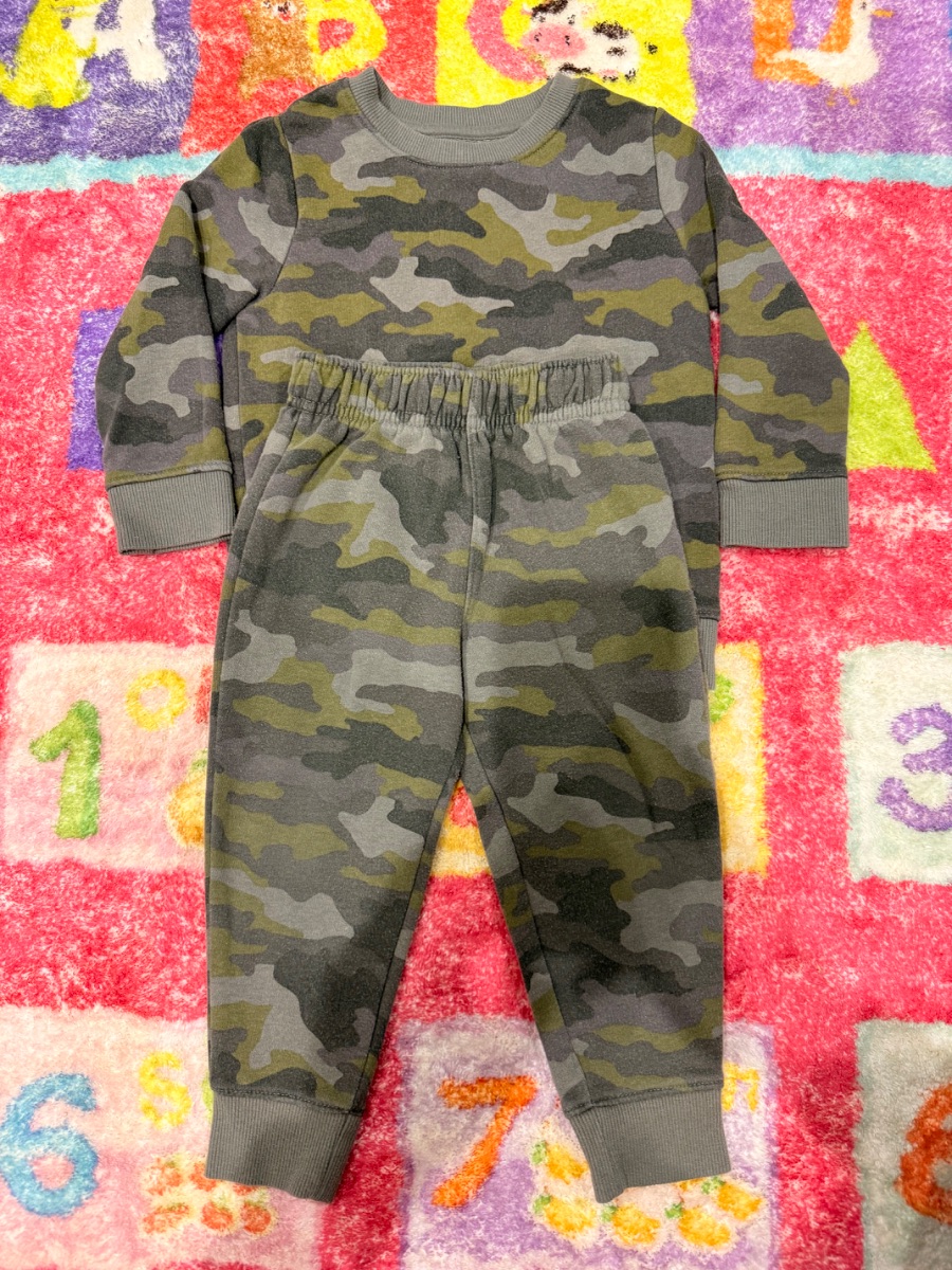 Cat & Jack Kids Camo Pants – Size 2T