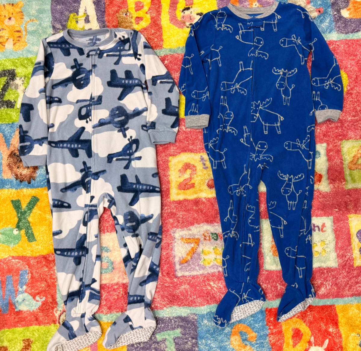 2 Carter’s Toddler Pajamas 4T