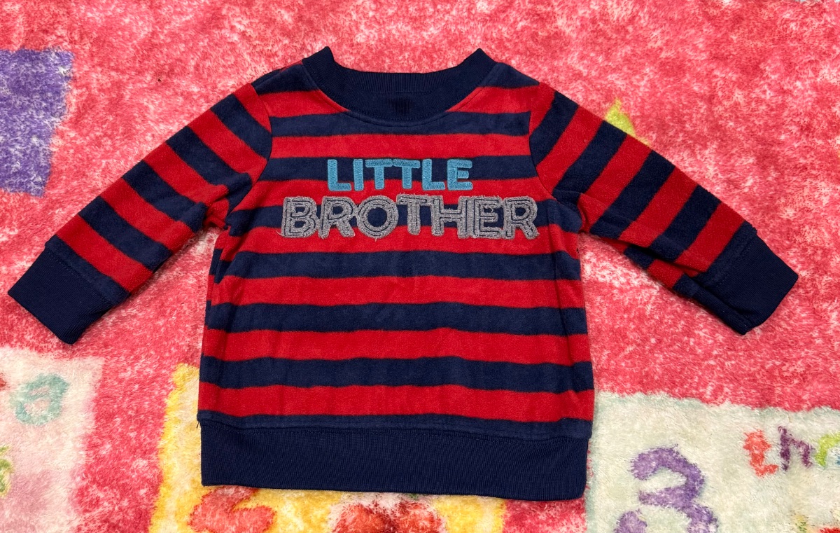 Carter’s Baby Sweatshirt 0-3 Months