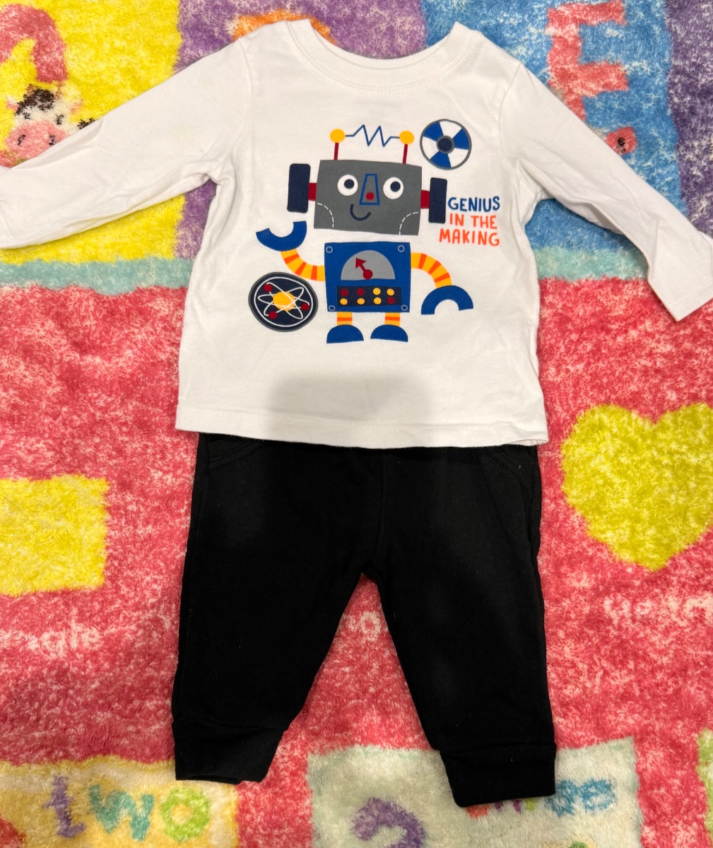 2-Piece “Genius in the Making” Outfit – 0–3 Months