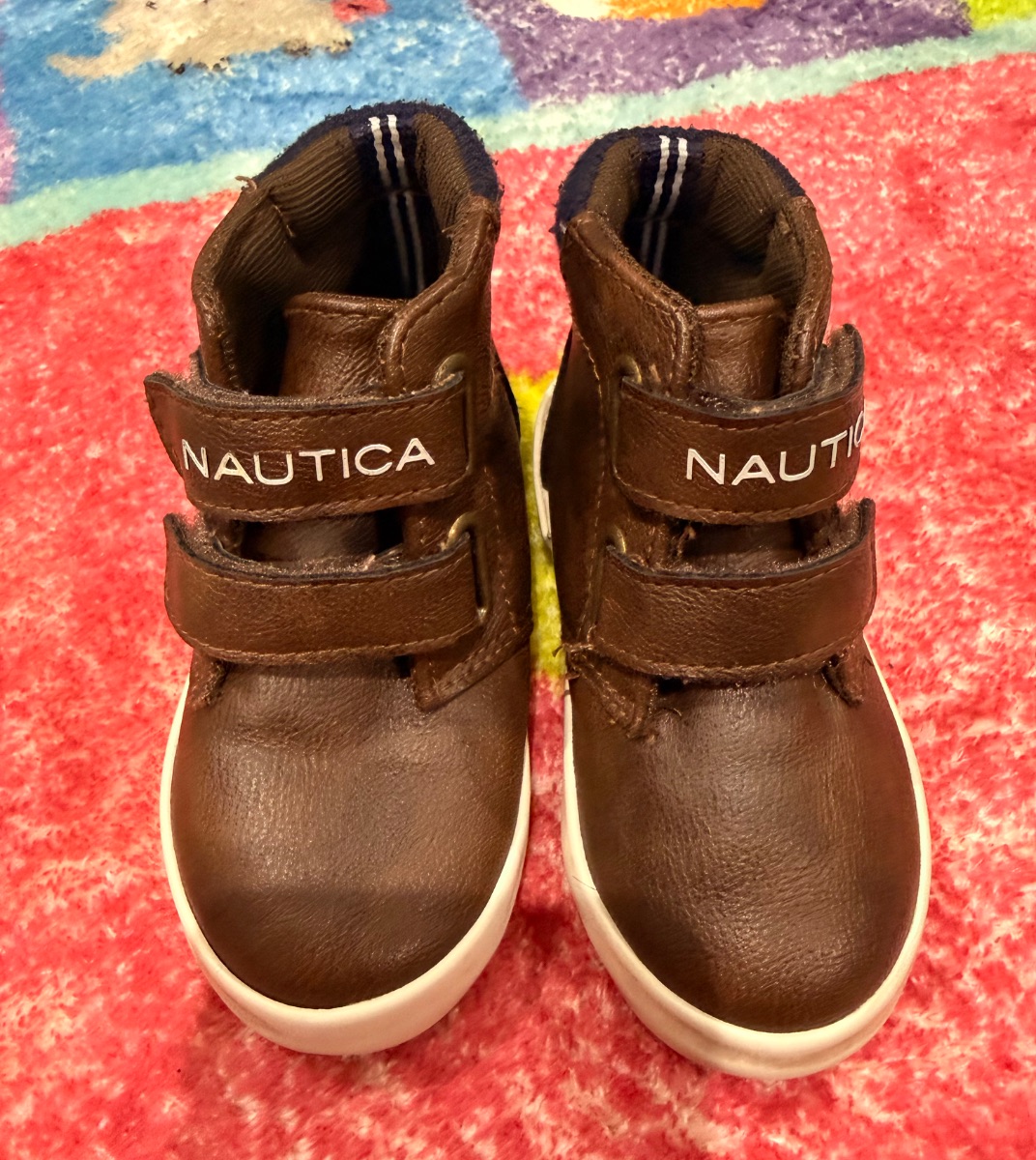 Nautica Toddler Boots – Size 6