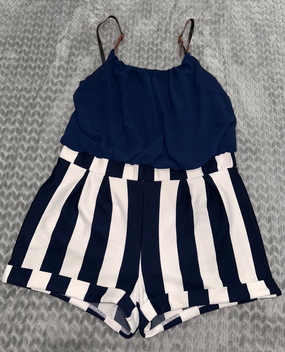 Women’s Striped Romper – Navy & White – Size Medium – Summer Outfit