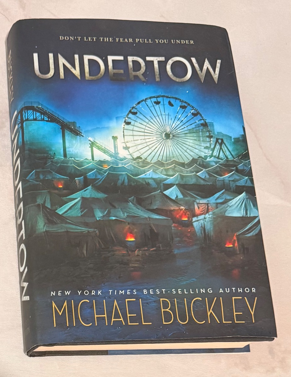 Undertow (Book 1 of The Undertow Trilogy)